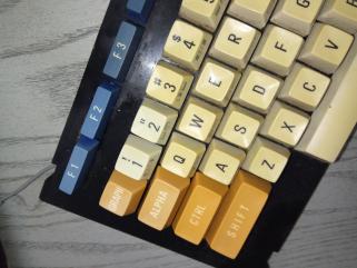 Retrobright où comment  redonner à vos claviers leur couleur d'antan